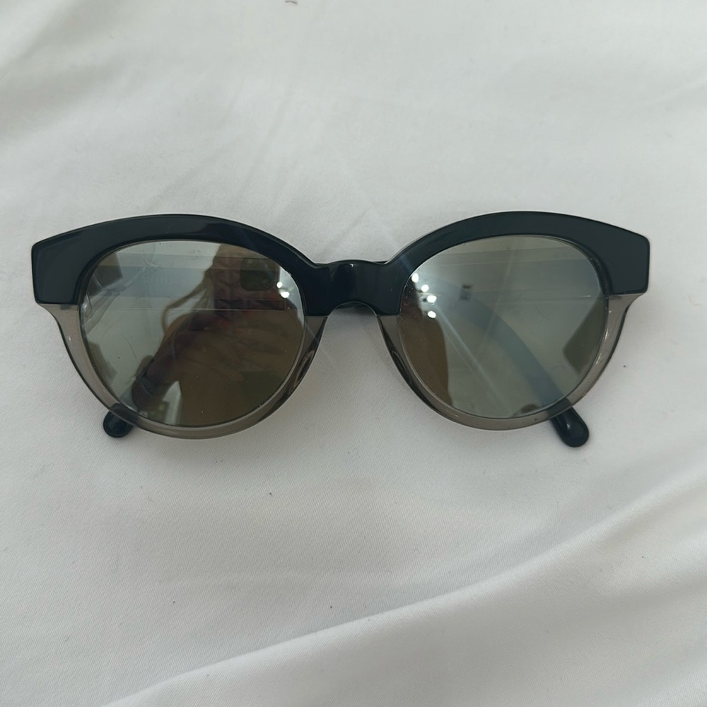 Burberry sunglasses